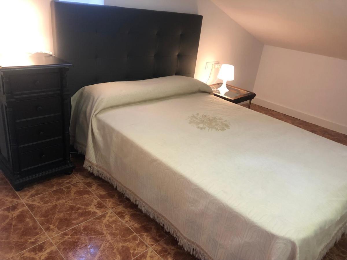 Apartamento Turistico Atico La Taberna Аренас де Сан Педро Екстериор снимка